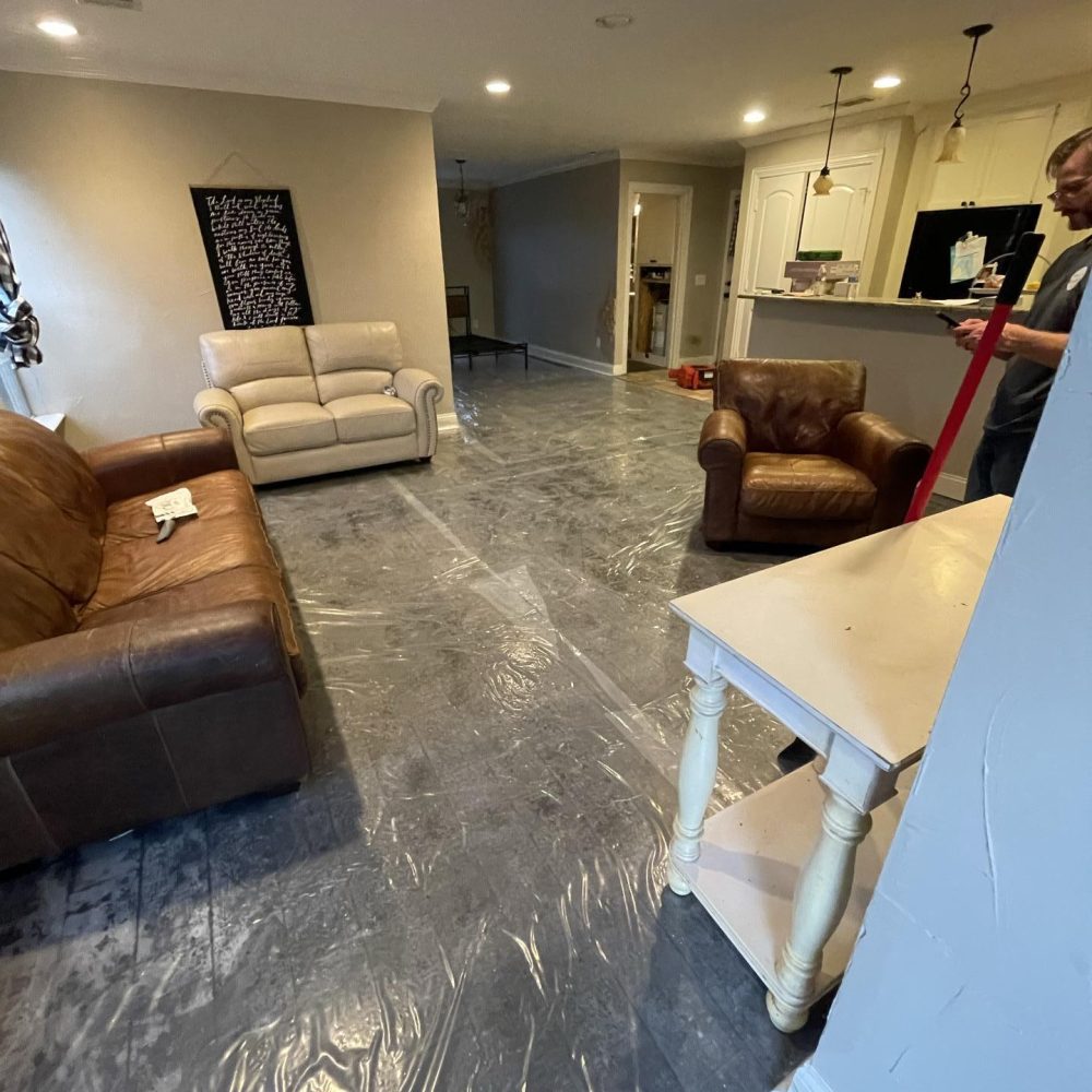 0015_Living_Room_After_demo_containment_3